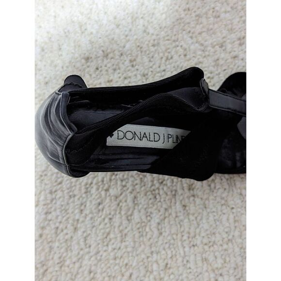Donald J. Pliner Women's Black  Leather Stretchy Strappy Heels Size 7.5 - Picture 8 of 8